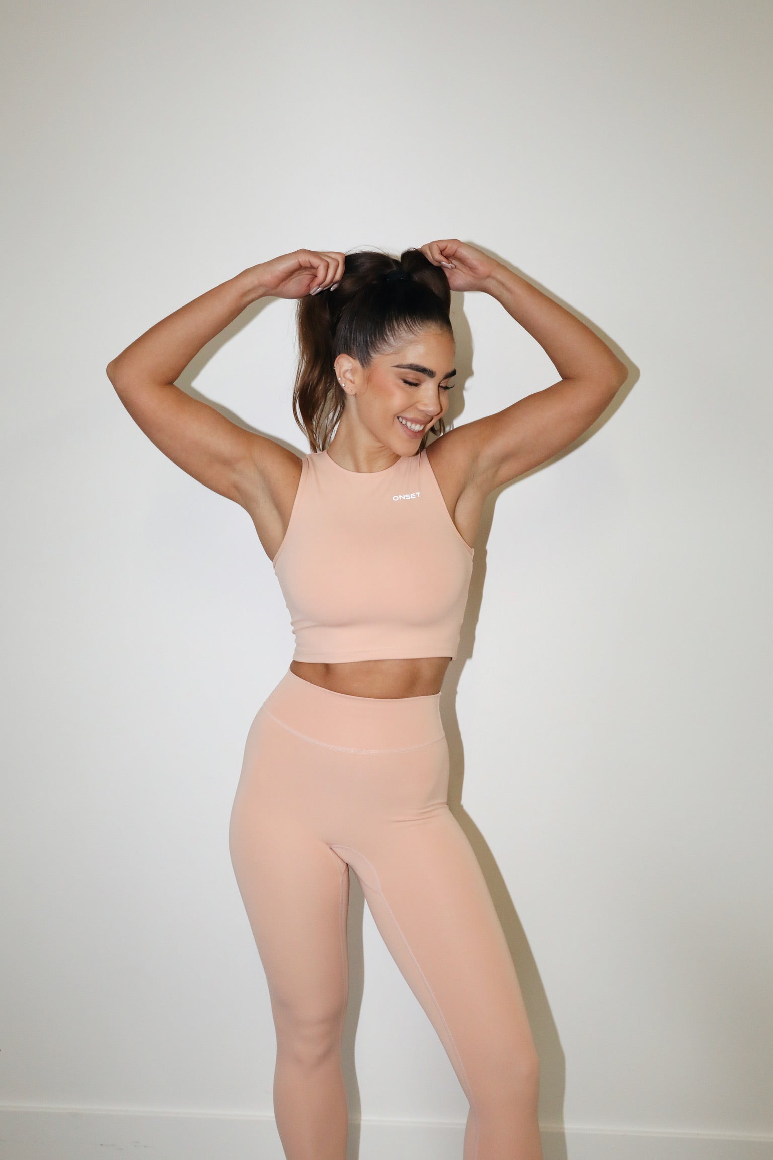 Onset Brand Leslie Quezada 17 - psh1bn3