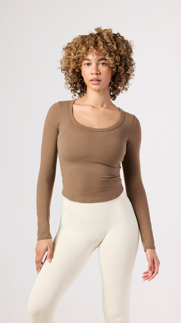 Scoopneck Long Sleeve