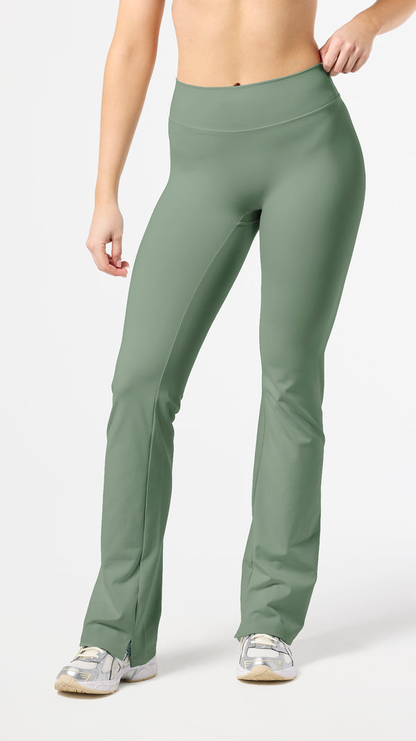 Embody Flare Leggings