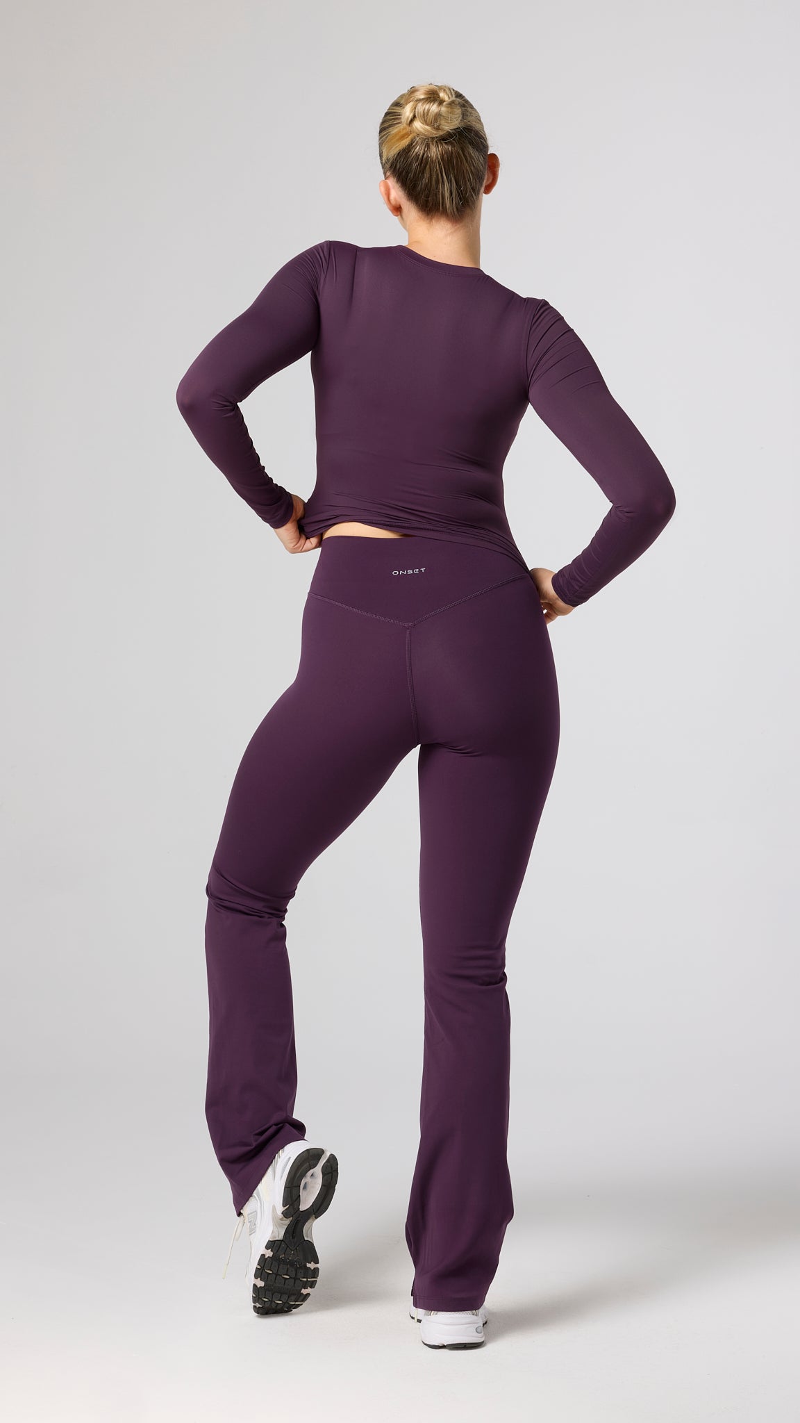 Embody Flare Leggings