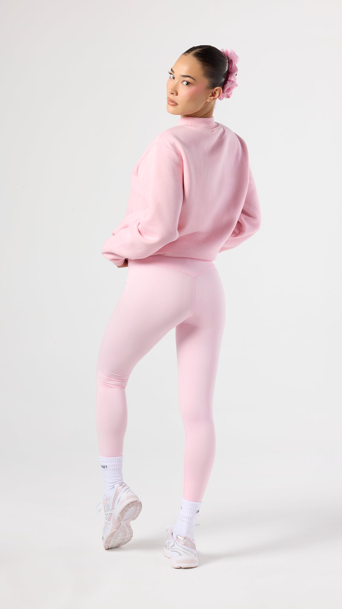 Embody High-Waisted Leggings – ONSET