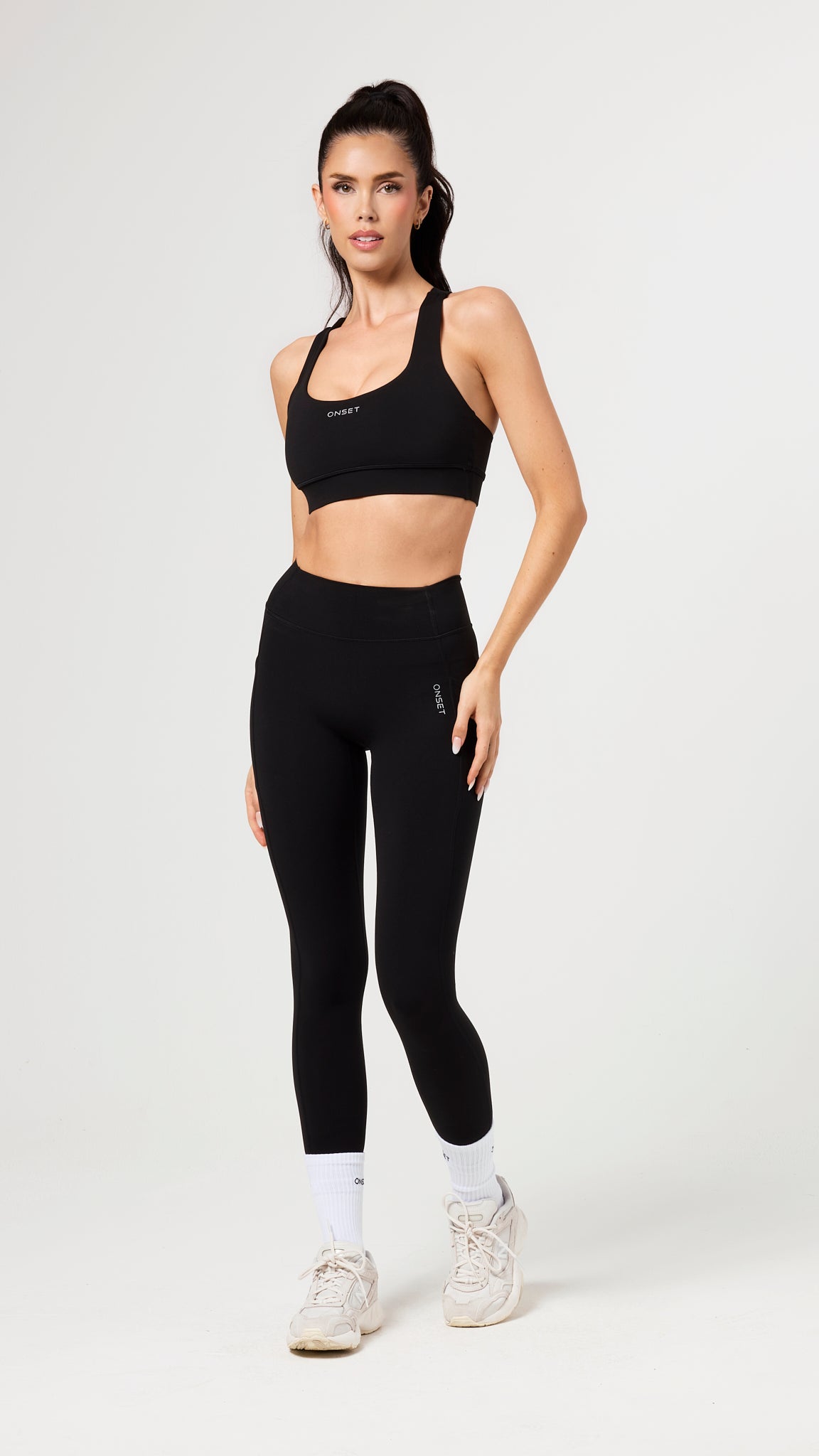 Live Well Pockets V-Leggings