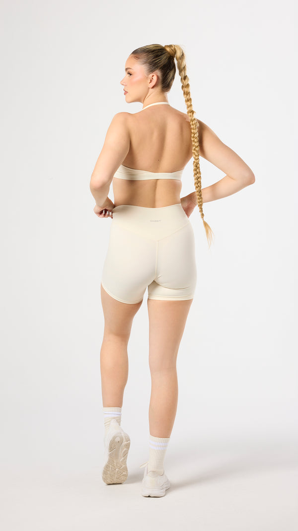 Signature High-Waisted 5.5" Shorts - Vista alternativa