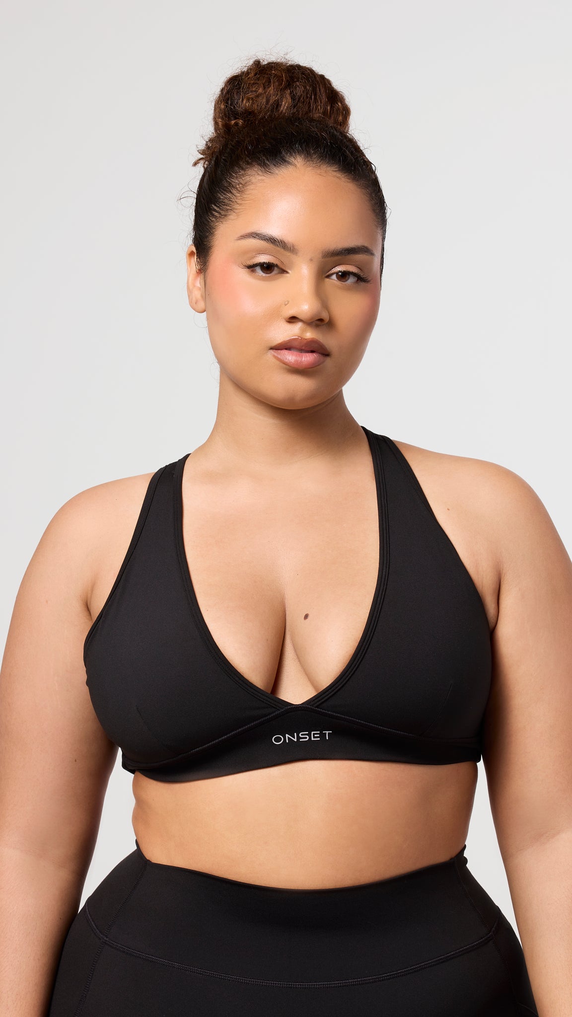 Basics V-neck Sports Bra