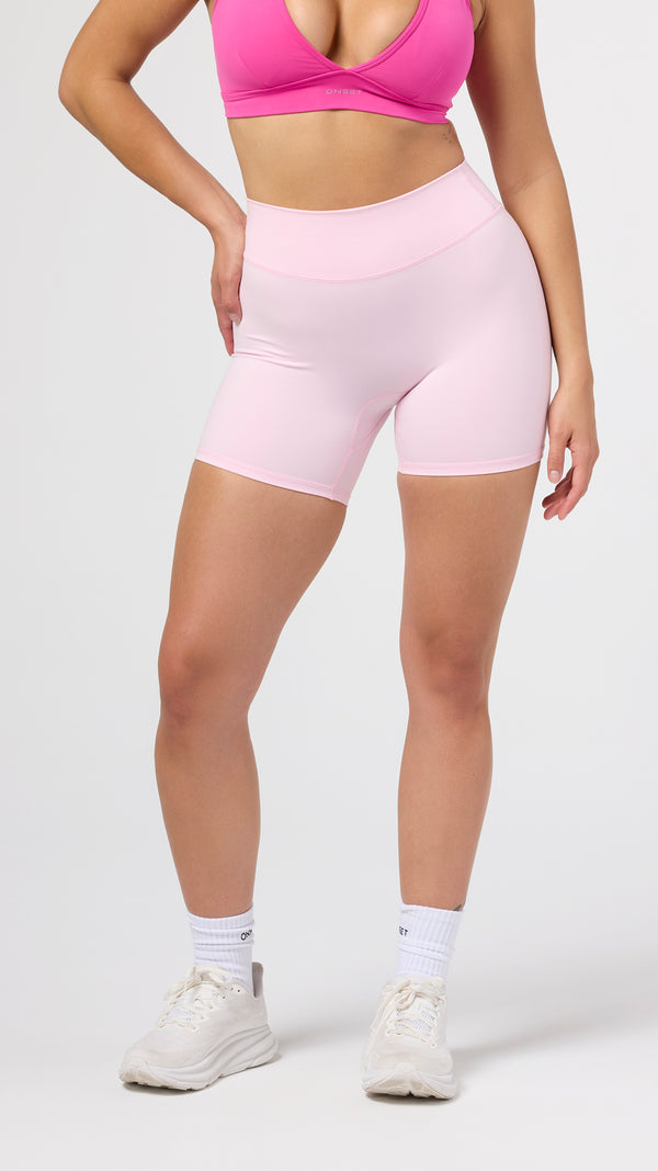 Embody High-Waisted 5.5'' Shorts