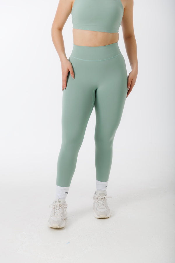 Signature High Waisted Leggings